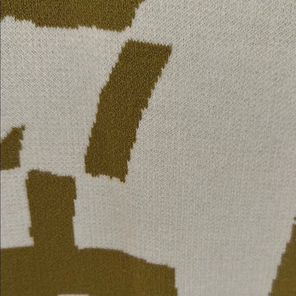 Abstract Patterned Maxi Dress - Picture 3 of 4